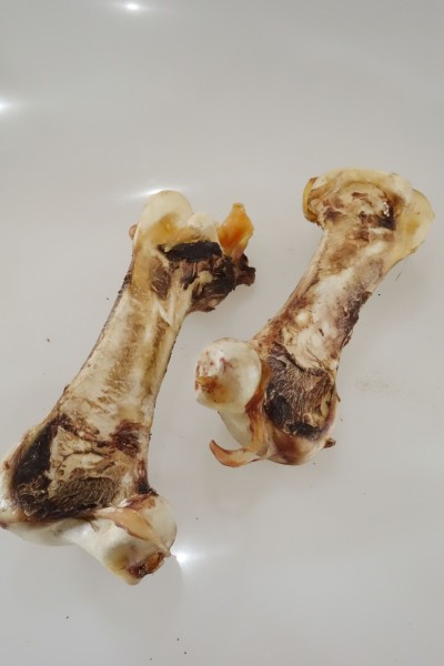 Schinkenknochen ca. 200g